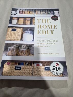 The Home Edit Guide to Organizing - White Cover